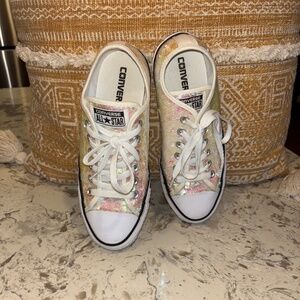 Women’s Converse Chuck Taylor All Star Iridescent Sequin Low Top Sneakers 7